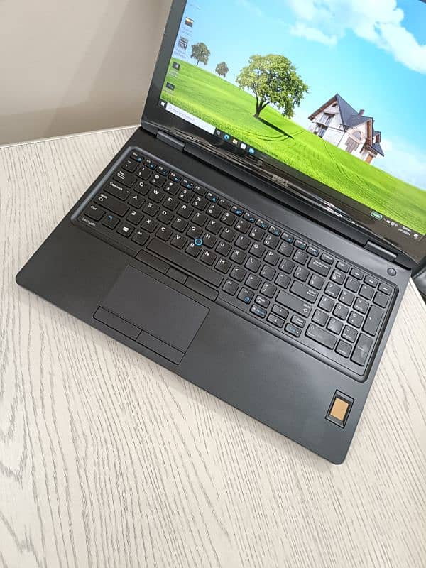 Dell latitude e5580 core i7 7th generation 2gb graphics Nvidia 15.6 5