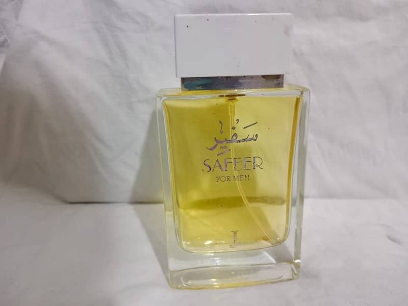 J. Perfumes letfover free delivery all over pakistan 16