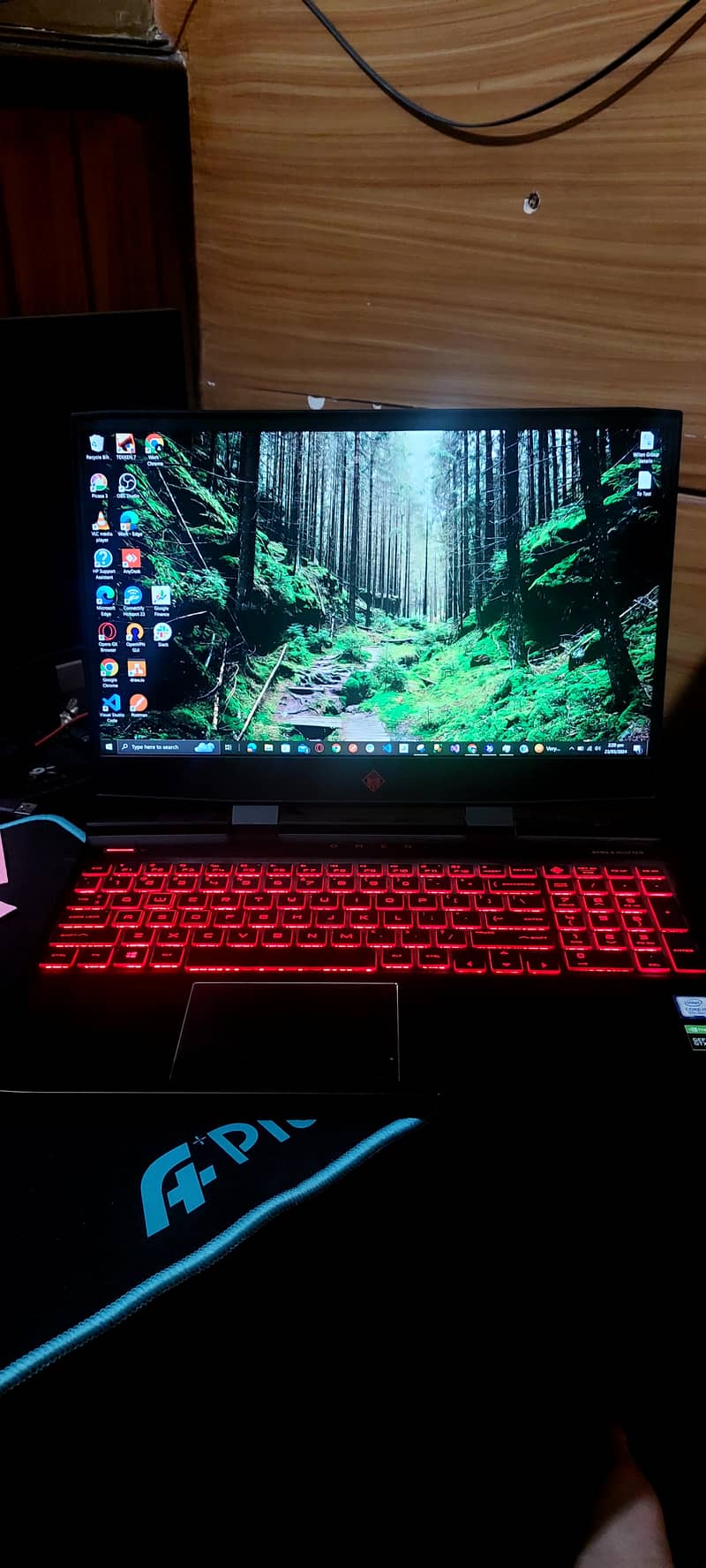 HP Omen Gaming Laptop - Like New! 2