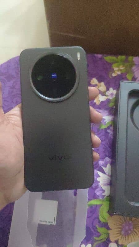 vivo X200 pro mini 1