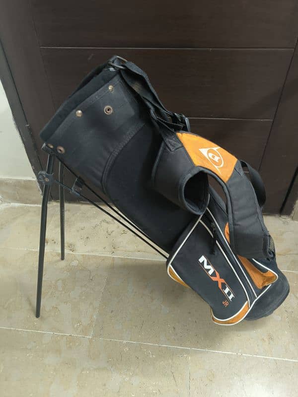 Ping Moxie Junior Golf Set and Dunlop Bag 4