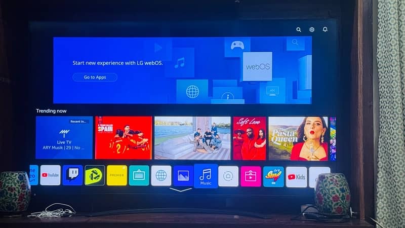 65 inch LG TV NanoCell Imported from USA -Slightly Used 120Hz 3