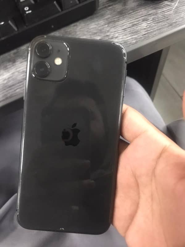 Iphone 11 Single Hande Used 0