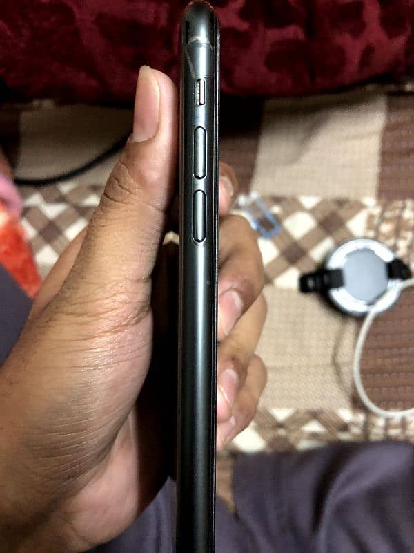 iphone 11 pro 6