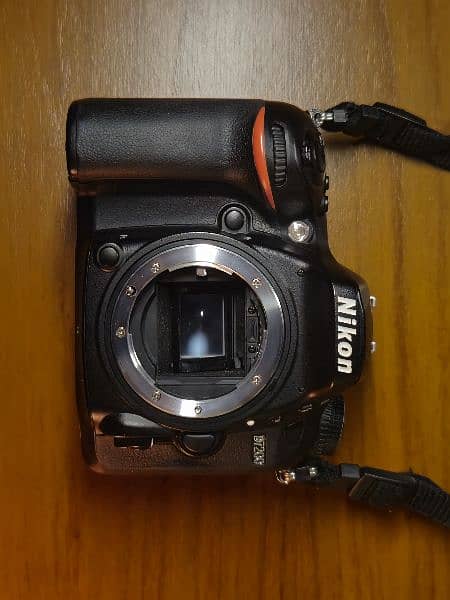 Nikon d7200 body only 2