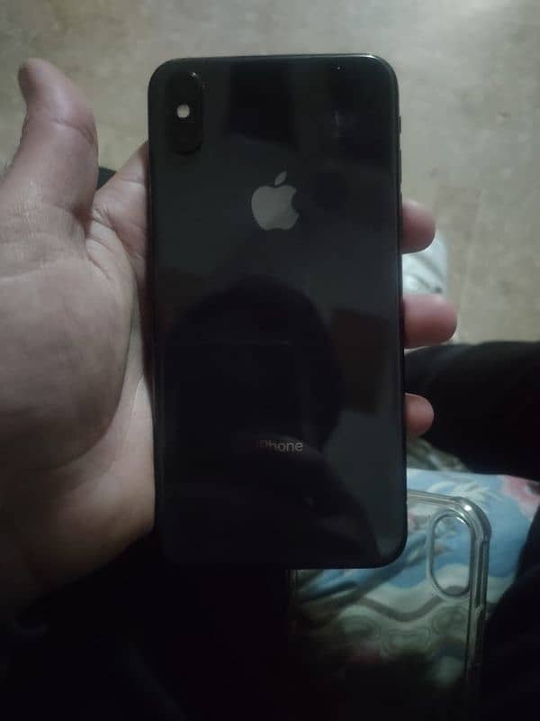 Iphone XS max ( pta approved ) 6