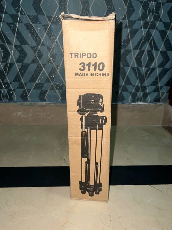 tripod available 1