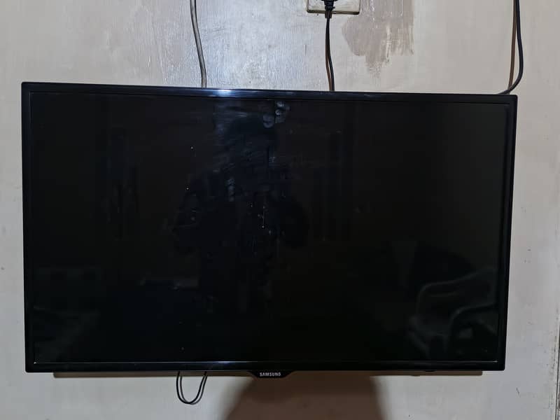 Samsung 44 inches LED 0