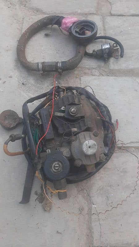 CNG Kit And cylinder For Sell 2