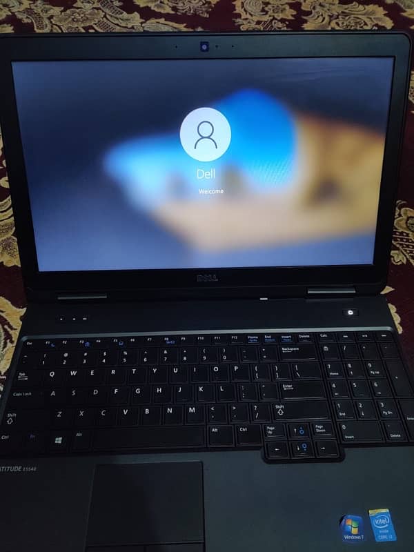 Dell Latitude E5540 1