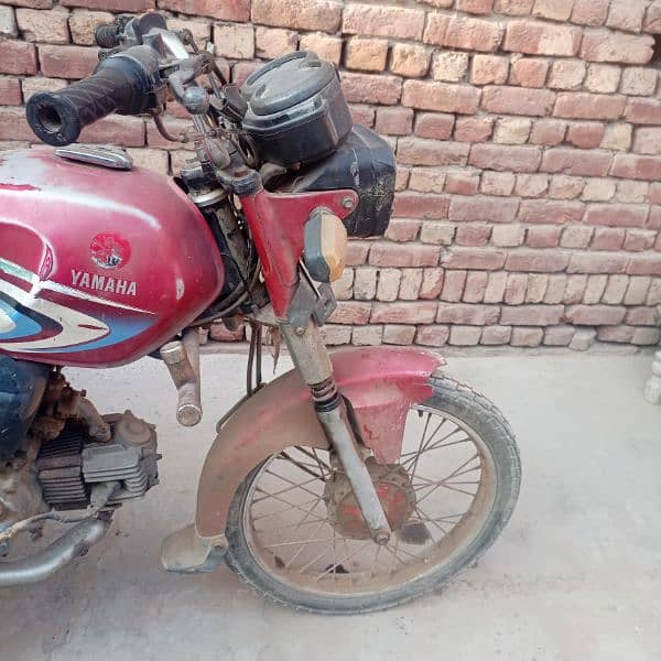 100cc  yamaha junoon  , Fatay Wala Riksha /copy letter all ok 10