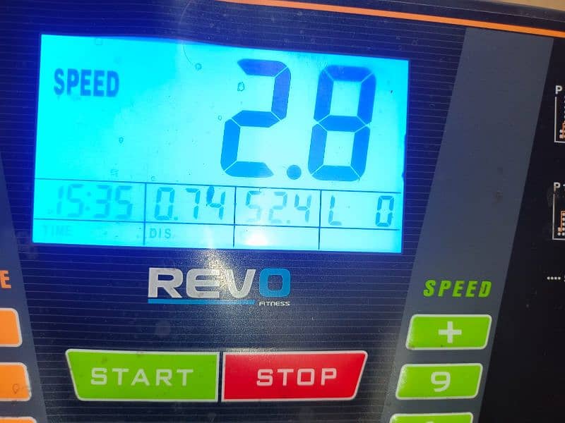 Revo Treadmill 2