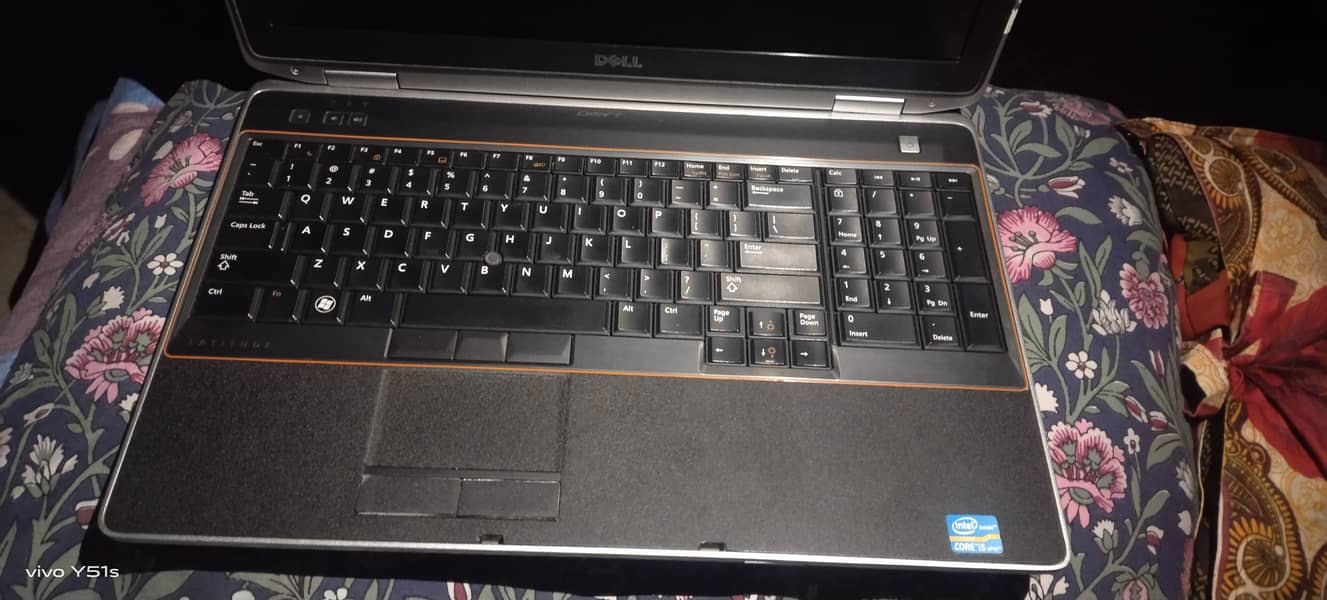 Dell Latitude E6520 5