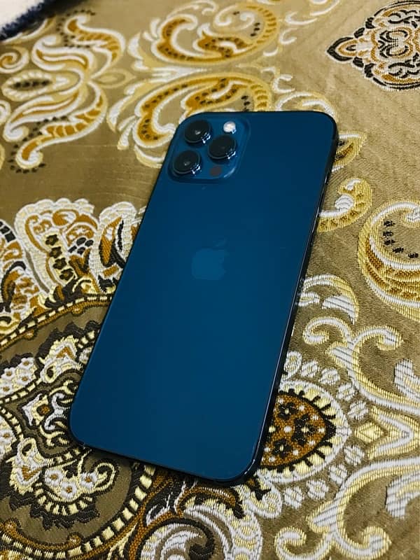 iphone 12pro max 256 gb pta approved  FU seild phone 1