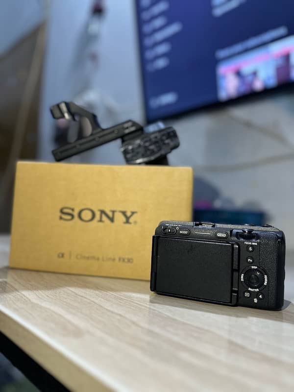 Sony fx30 with xlr handle 5