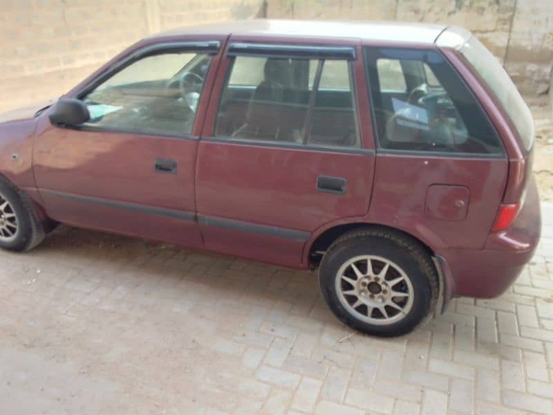 Suzuki Cultus 2000 5