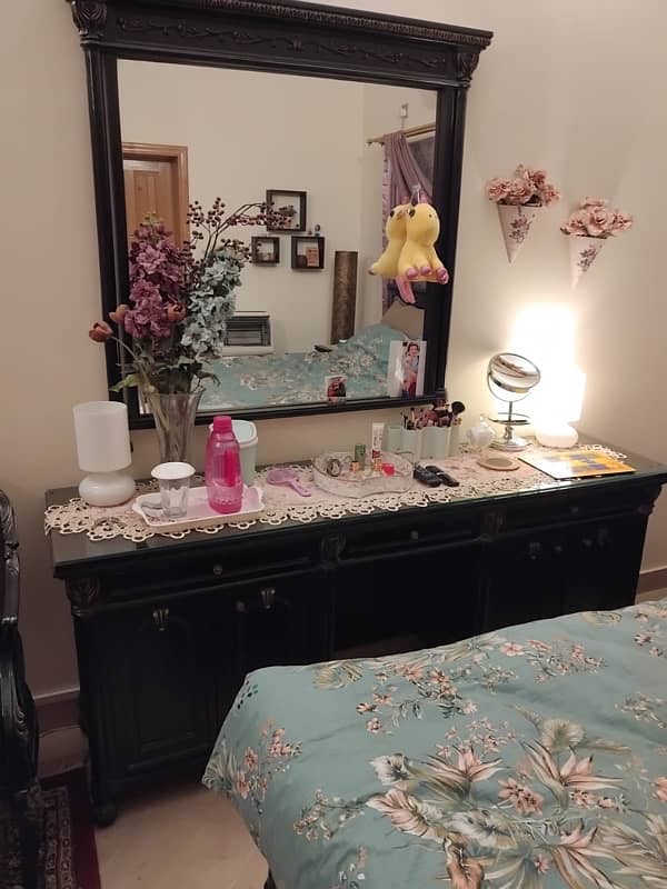 Urgent Sale. Solid Wood Bed Siders & Dressing Table. 3