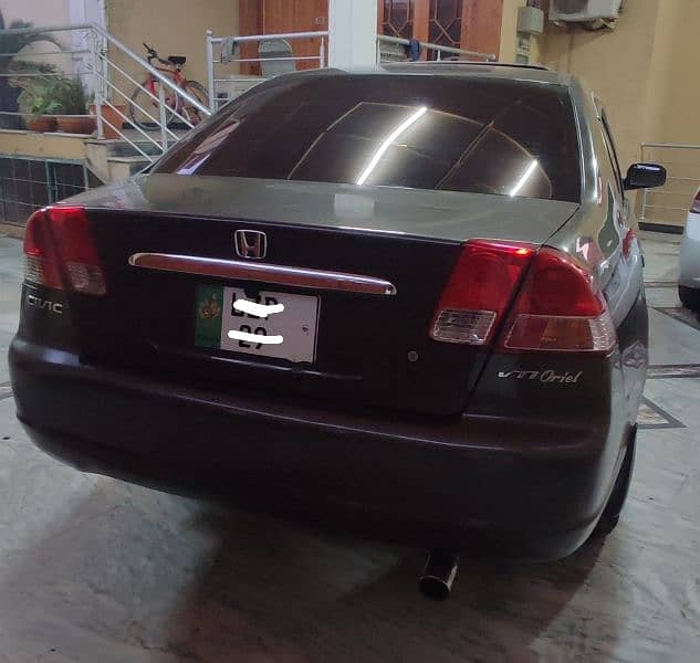 Honda Civic Oriel 2005 UG 3