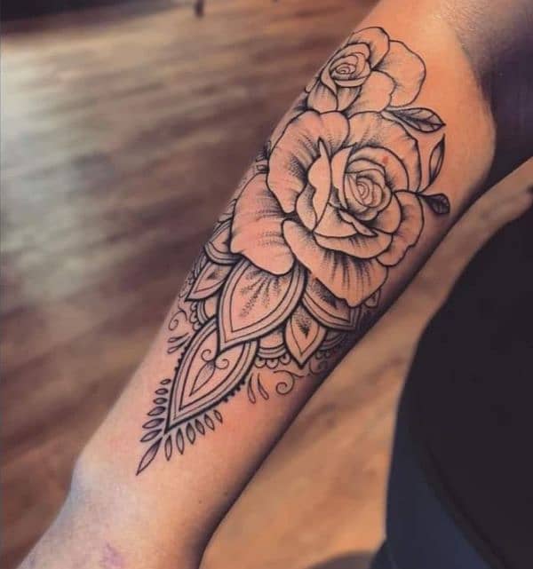 PROFESSIONAL TATTOO ARTIST• TATTOING & PRESING• • • Ømi Tățțŏŏ Ṣ̌ţŭđįŏ 18