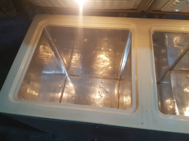 Dawlance deep freezer 6