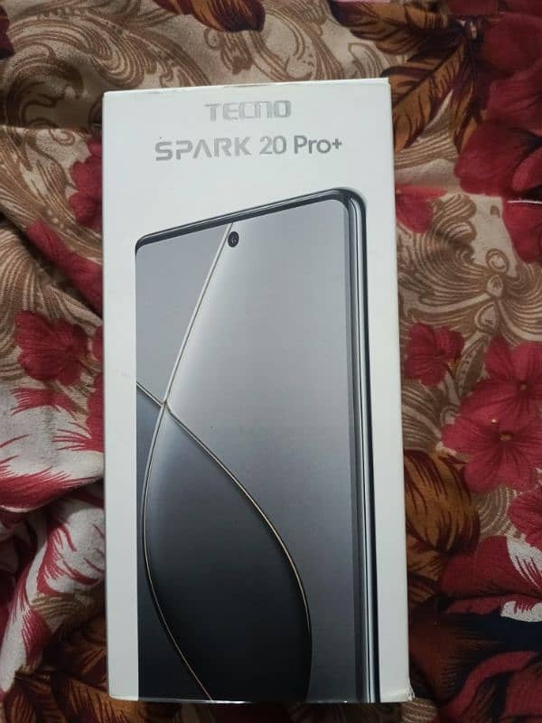 Tecno Spark 20 Pro Plus. Contact (03156079629) 7