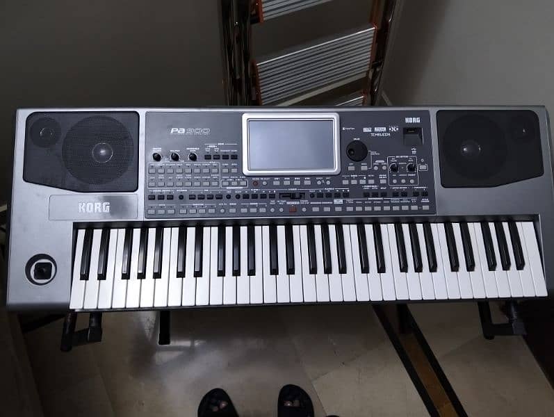 Korg PA 900 with indian expansion in excellent condition. 0