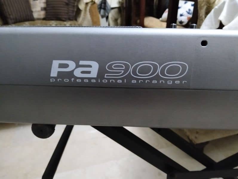 Korg PA 900 with indian expansion in excellent condition. 2