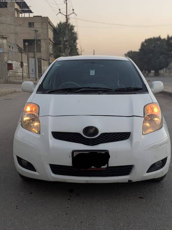 Toyota Vitz 2010 1