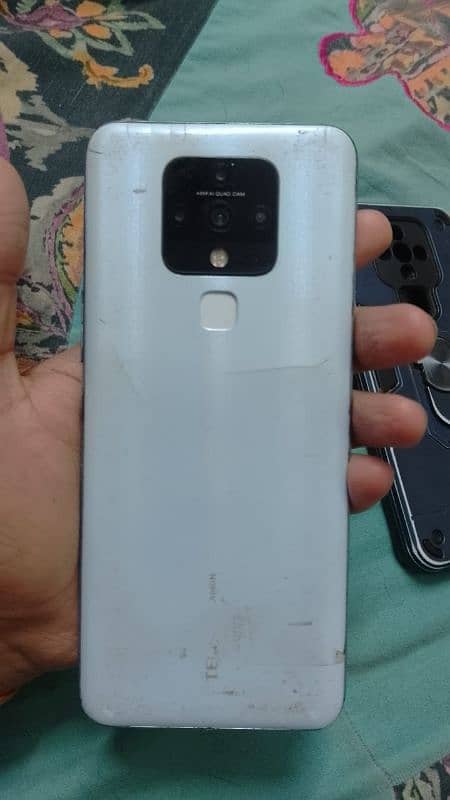 Tecno Camon 16Se 6/128 Gb In good condition With Box And Charger 3