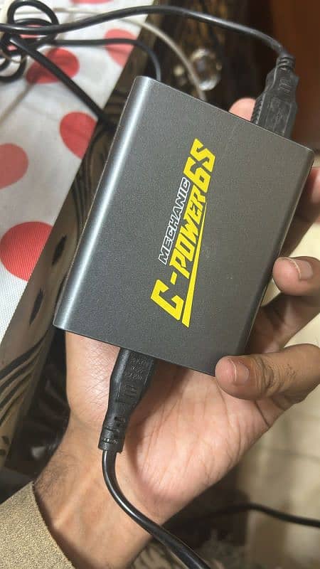 Portable professional charger 0