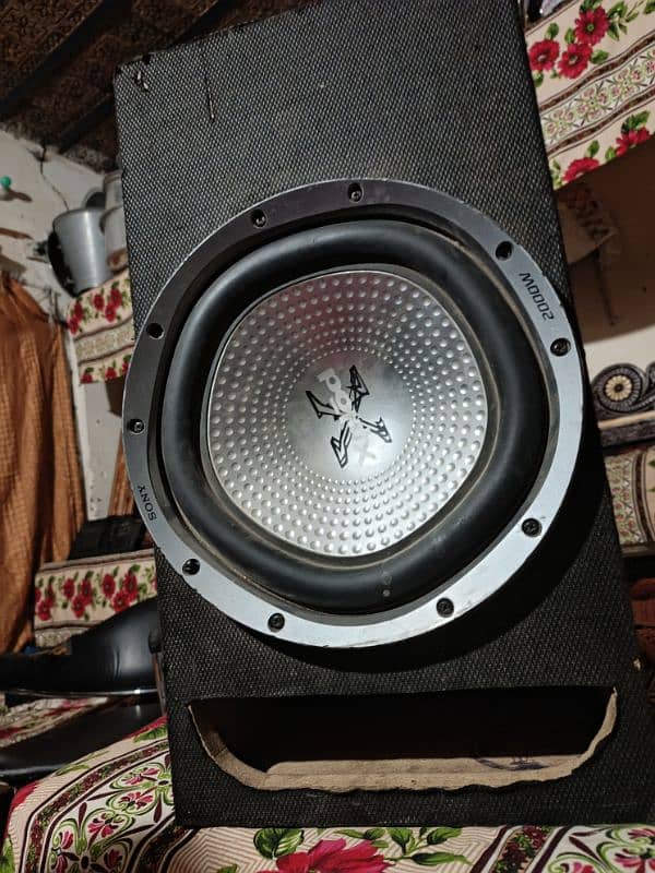 sony woofer original 2000w original condition 10/10 0