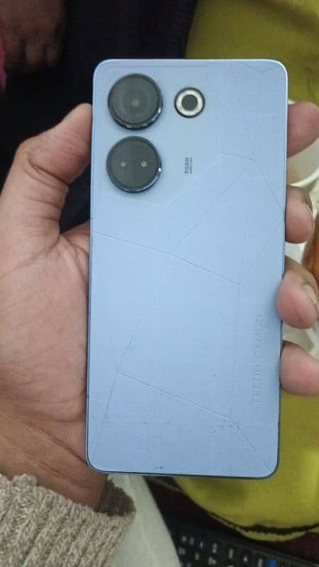 camon 20 10/10 condition 8/ 265gb 3