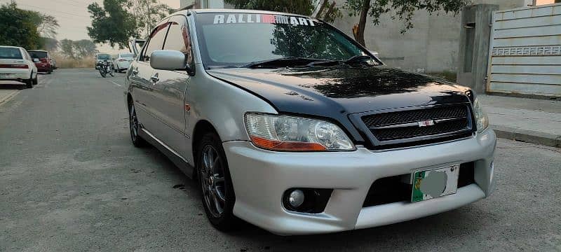 Mitsubishi Lancer 2004 1