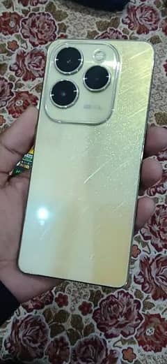 Infinix hot 40 pro With Box Charger Urgent sell