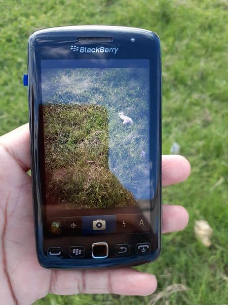 Blackberry 8960 2