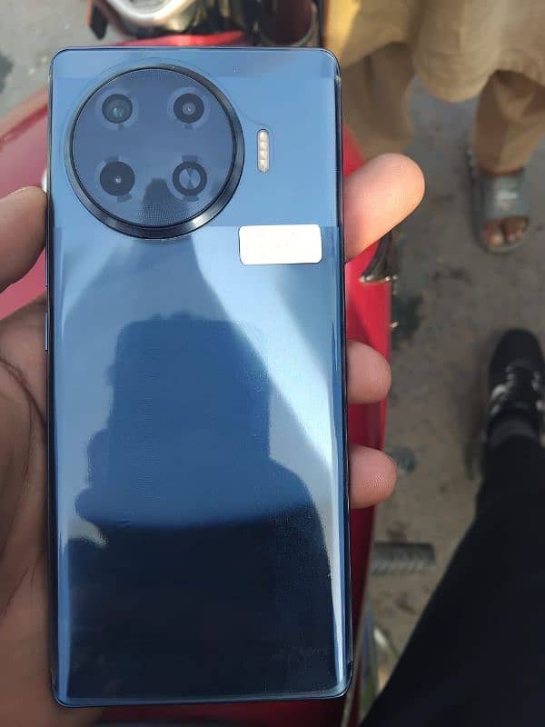 Tecno spark 20 pro plus 0