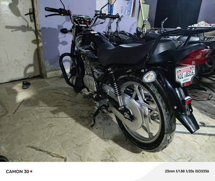 Suzuki gs 150 se  new 1