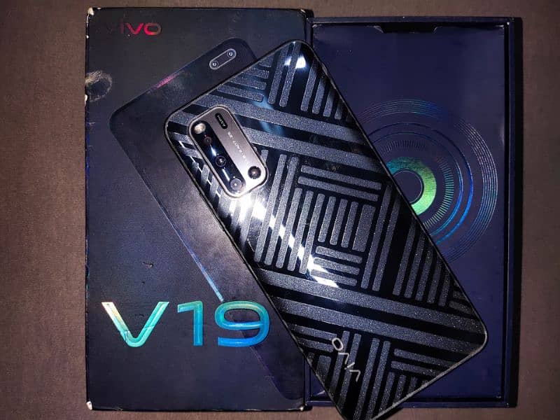 Vivo V19 8/128GB just panel change 3