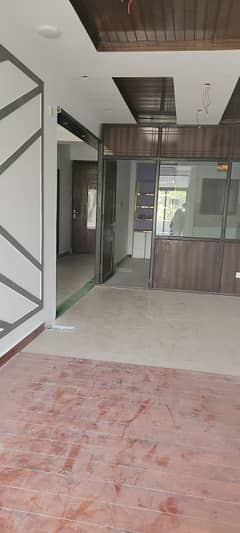 G/11 markaz new Plaza vip location 1st floor 858sq dubel office available for rent real piks