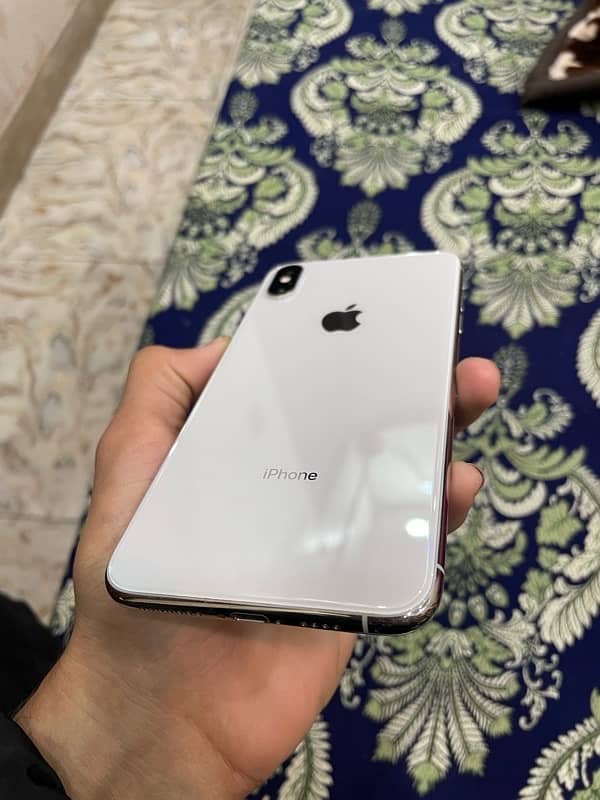 i phone Xs max non pta factory unlock 4