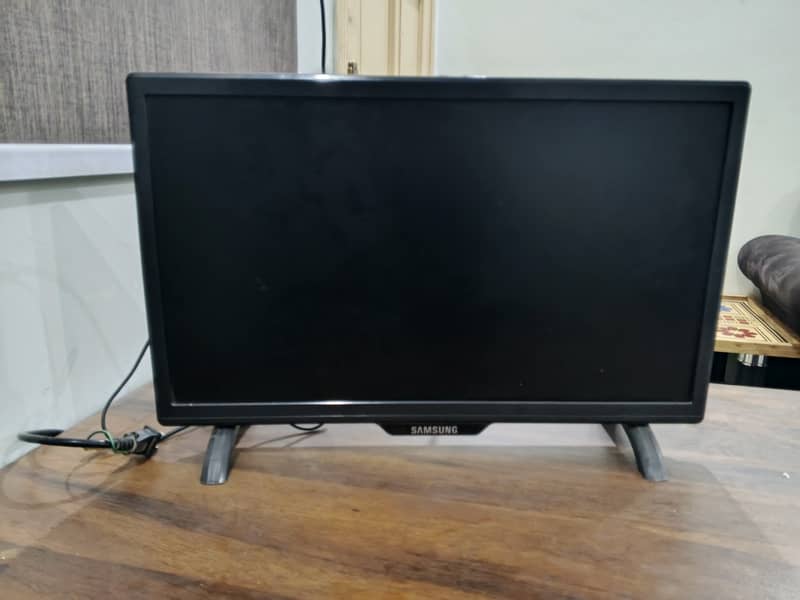 HP CPU + Samsung 24 inch screen 9