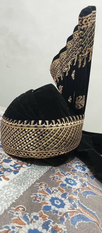 Stylish Black Kulla and Khussa 1