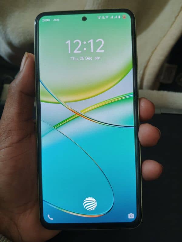 vivo y100 Phone 2