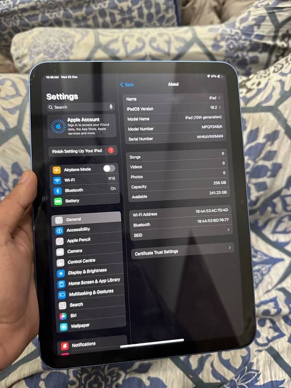 iPad 10th generation 256gb 3