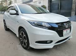 HONDA VEZEL HYBRID Z PACKAGE (WHITE INTERIOR)