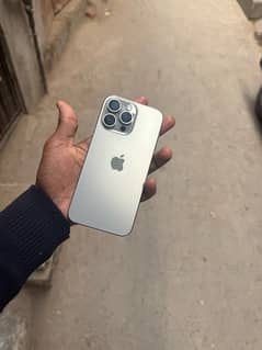 iPhone 15 pro max 256gb