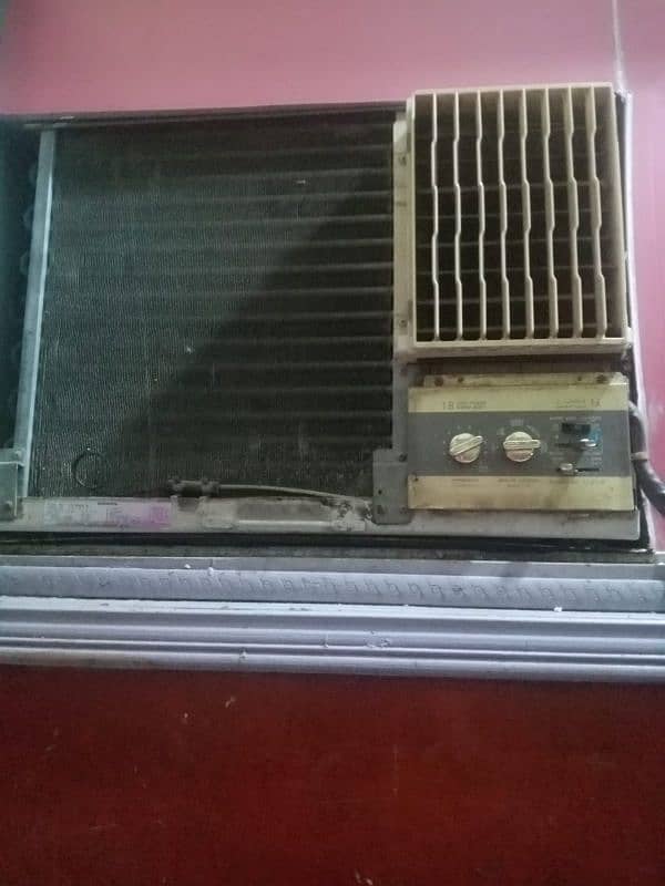 general window ac 1.5 ton on condition hai  cooling kr  pr hai 1