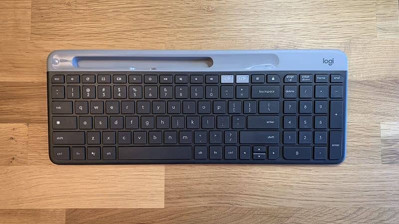 logitech k580 slim multi-device wireless keyboard 0