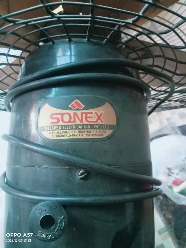 Sonex pedestal fan for sale urgent 2