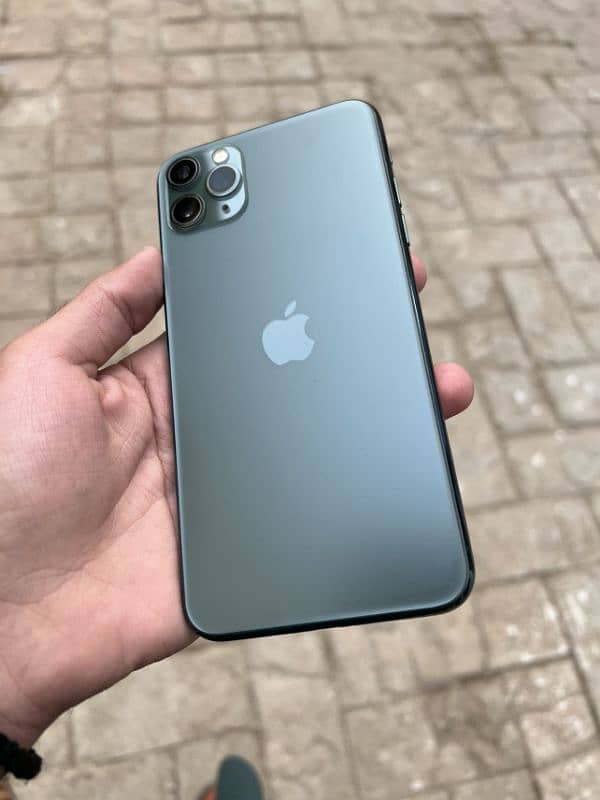 iphone 11 pro max 2